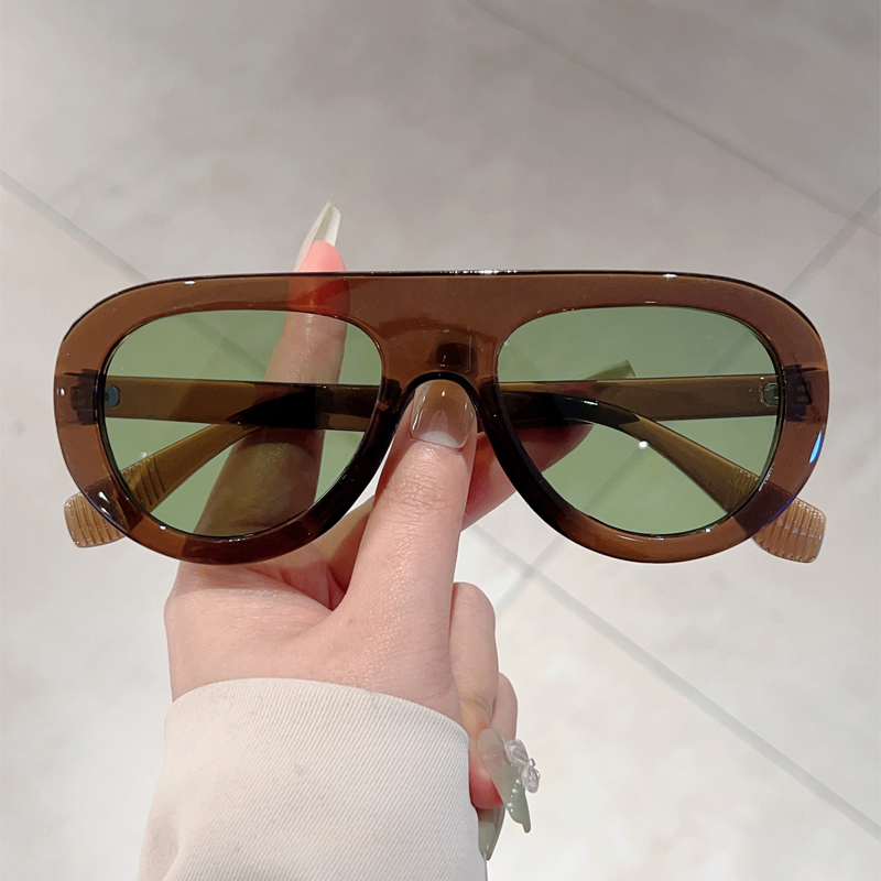 نظارات شمسية للرجال بتصميم الط - مراجعة Vintage Fashion Enthusiasts وسعره