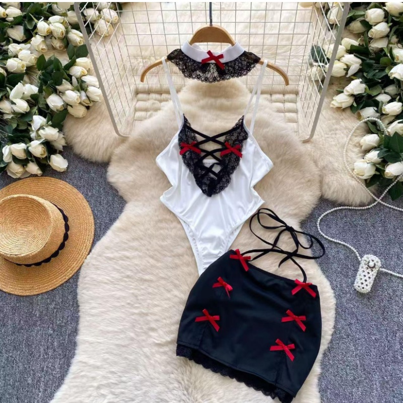 طقم نسائي من قطعتين: بودي سوت  - مراجعة Vintage Fashion Stores وسعره