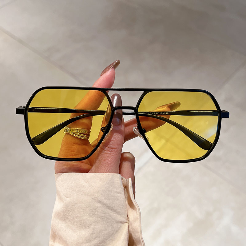 نظارات شمسية مستقطبة بتصميم عت - مراجعة Vintage Fashion Enthusiasts وسعره